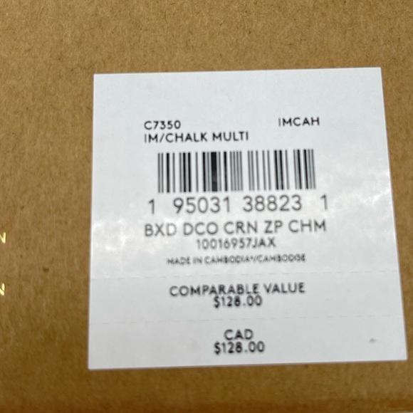 Coach Corner Zip Wristlet with Disco Star Print Boxed - Picture 9 of 10